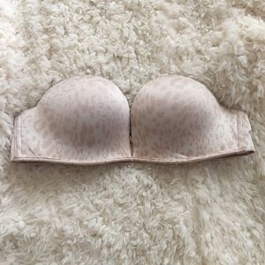 Victoria’s Secret bombshell bra
